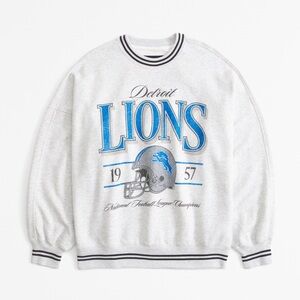 Detroit Lions Oversized Graphic Crew Sweatshirt